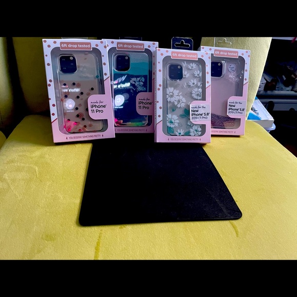 iPhone cases - Picture 1 of 5